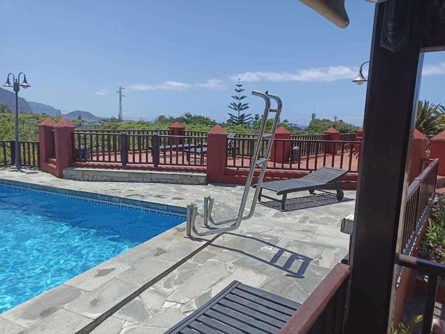 Villa The Palm Rural Beachside *