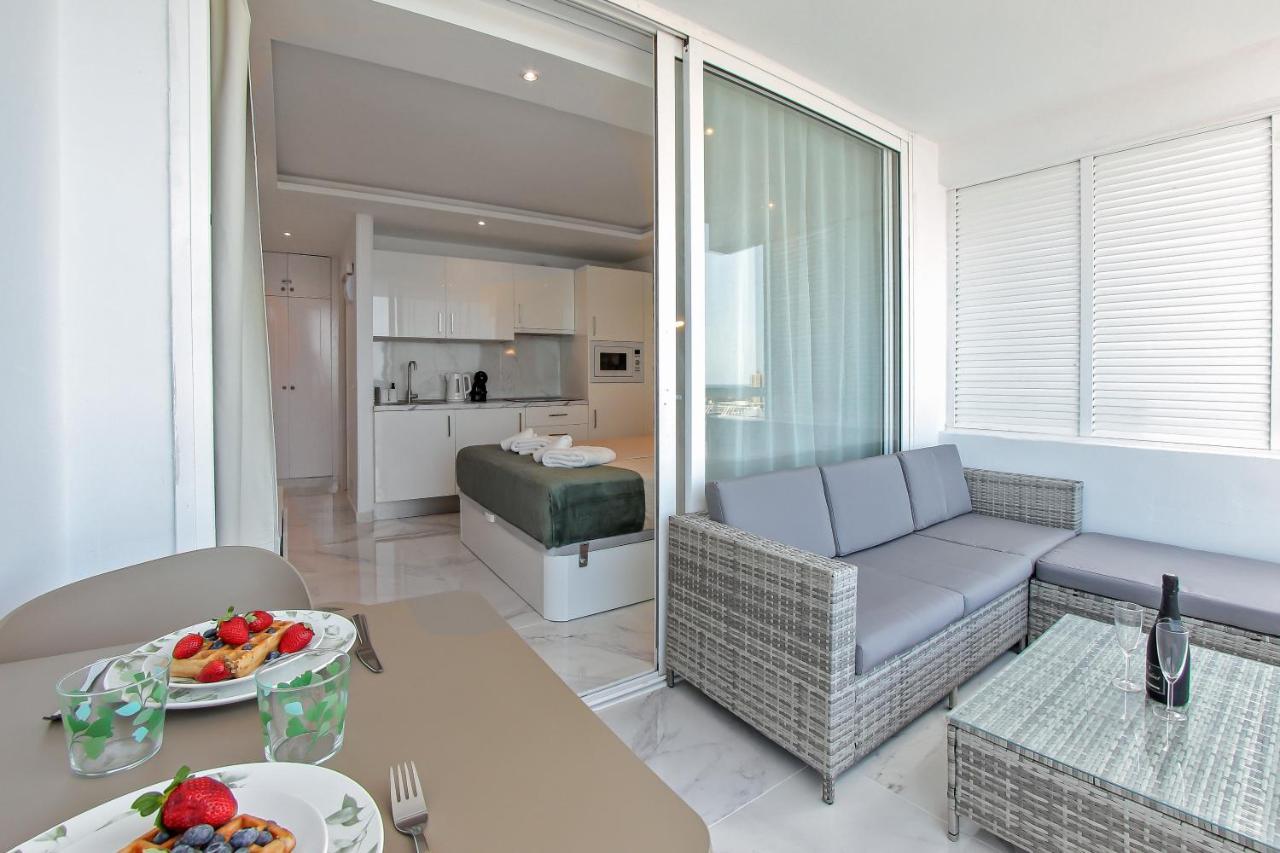 Apartment Stylish Modern With Ocean View And Pools, 1001, Ponderosa Playa de las Americas (Tenerife)