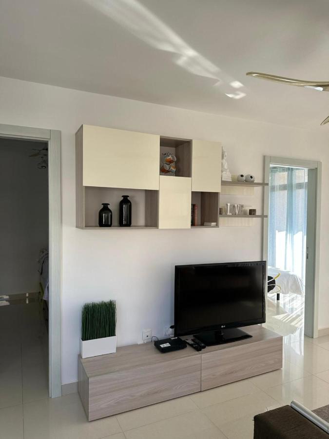 Iki Black Cristianos Apartment