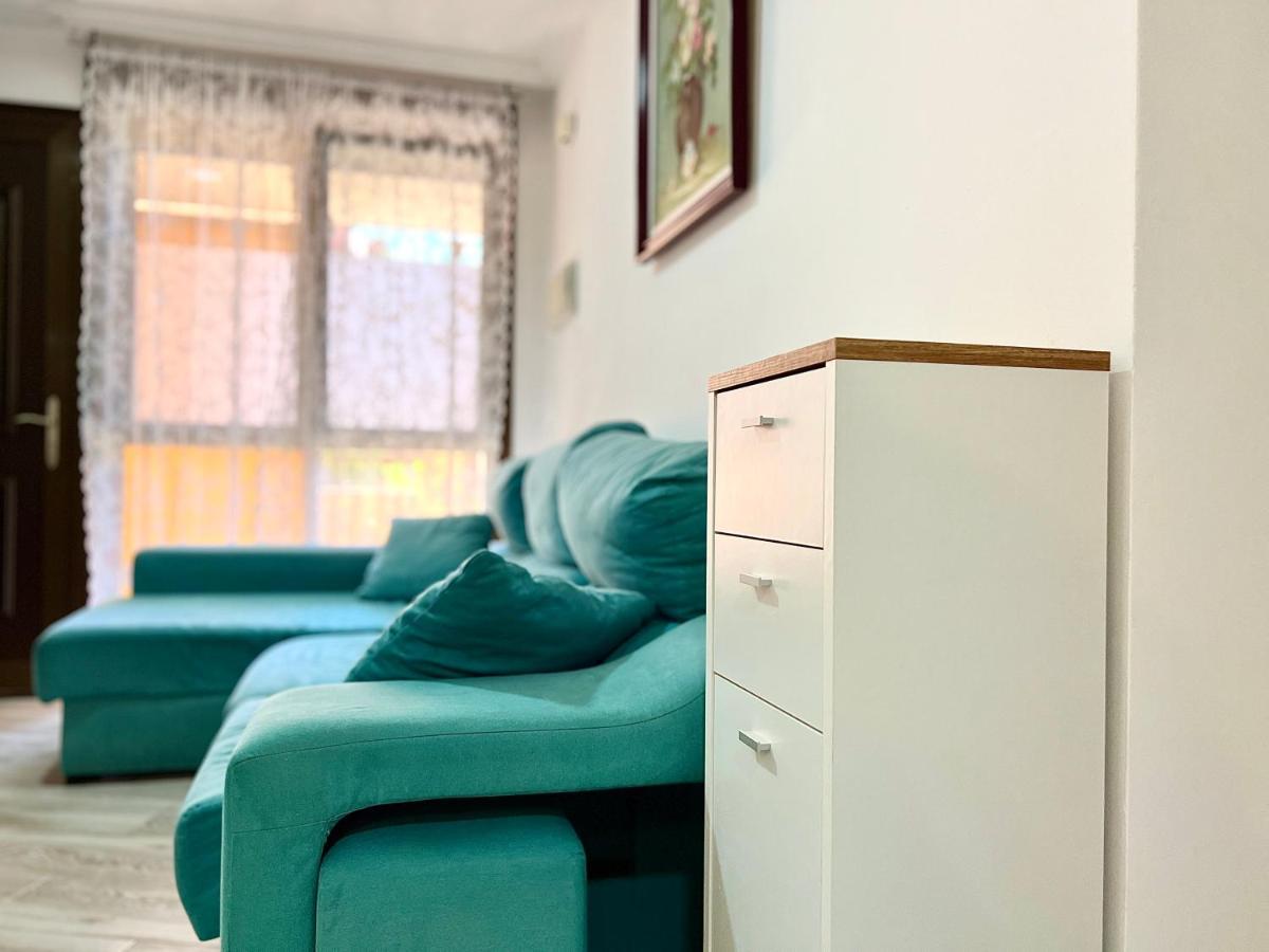 2 Bedroom In *