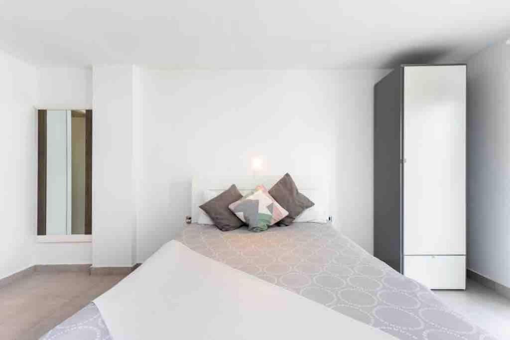 Renovado Estudio Con Balcon Apartamento
