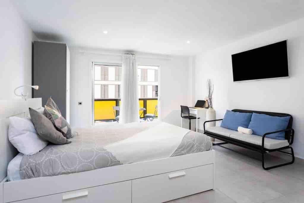 Renovado Estudio Con Balcon Apartamento *