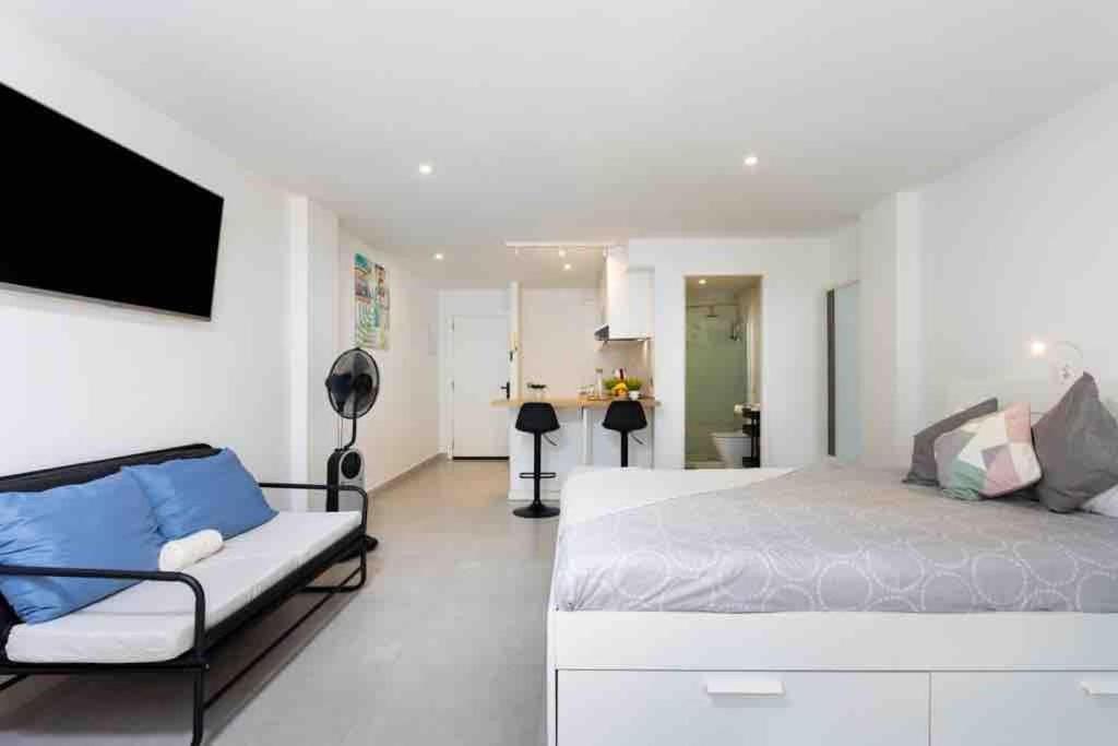 Apartamento Renovado Estudio Con Balcon