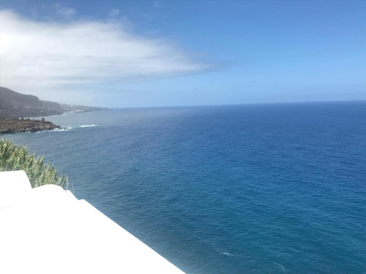 Apartment Casa Del Mar With Large Sun Terrace Facing The Sea, Luxury