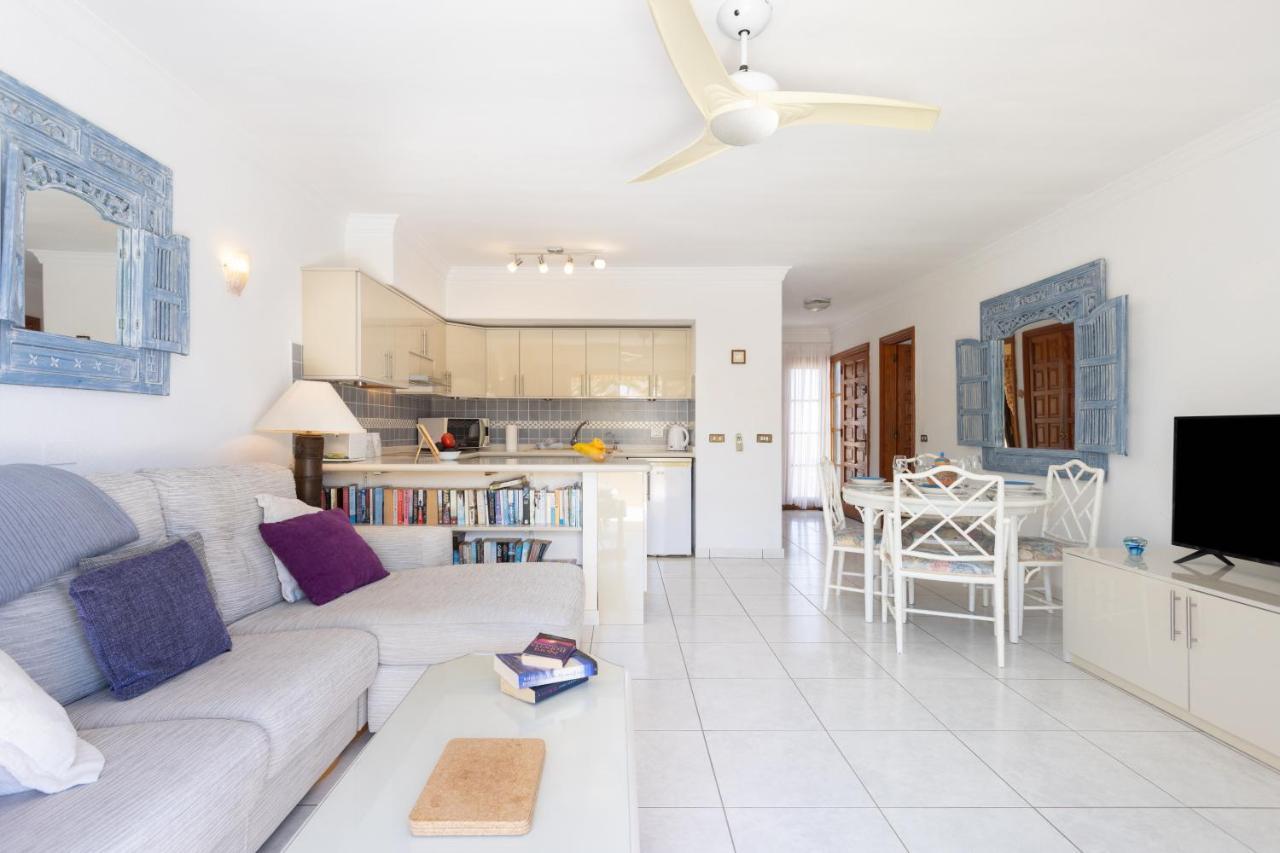 Apartamento Luxury Seaside Retreat *