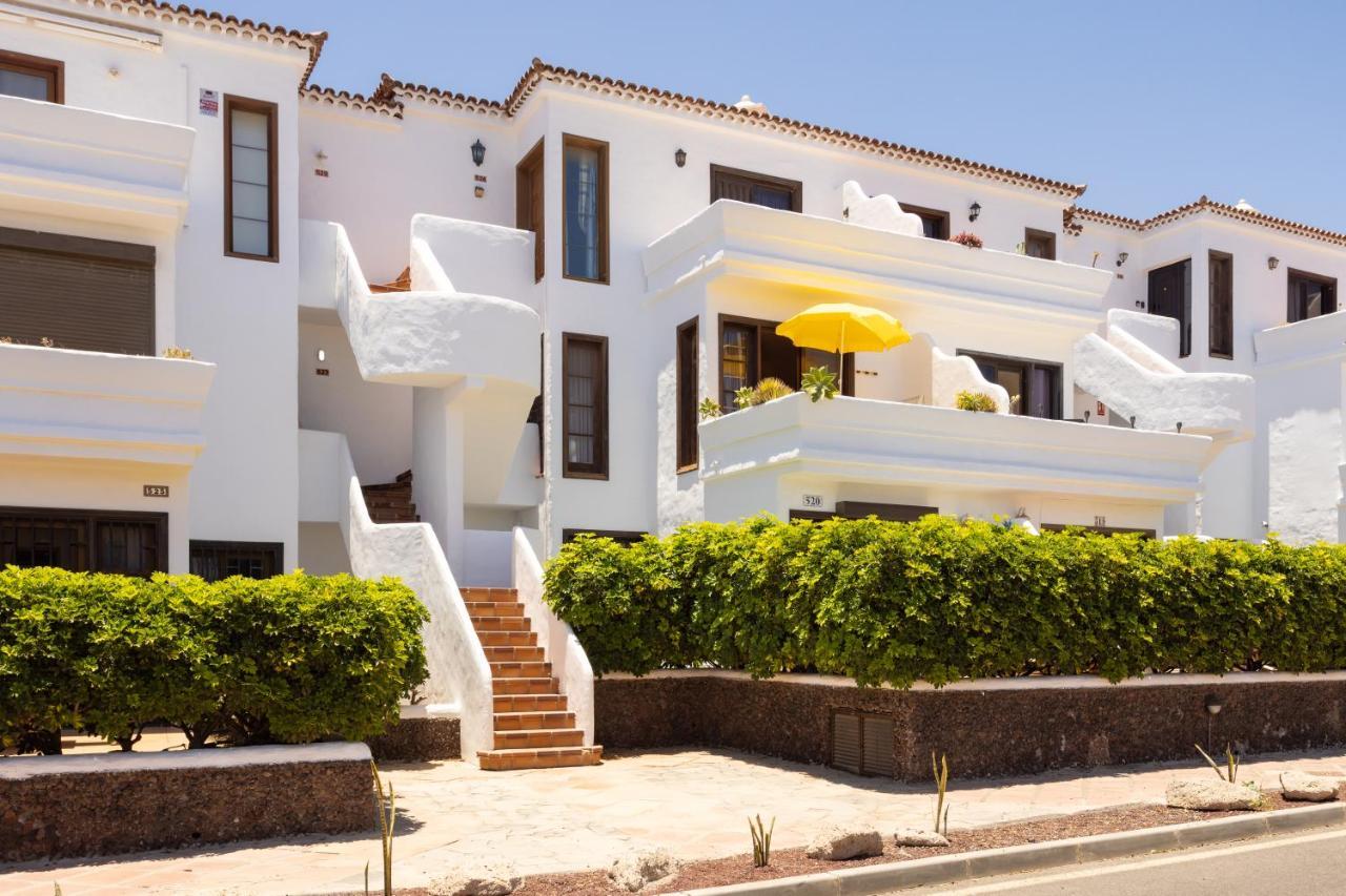 Luxury Seaside Retreat