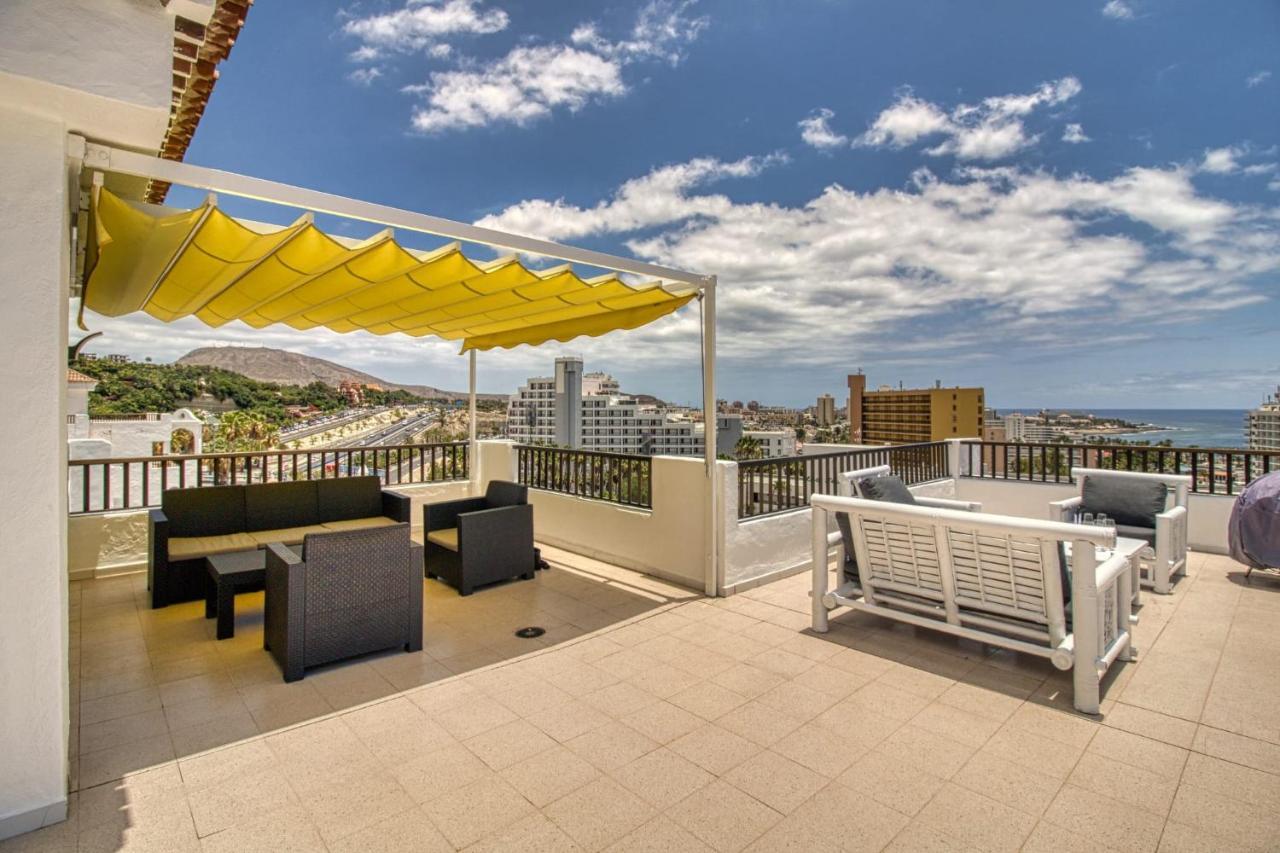 Apartamento Penthouse With Magnificent Ocean Views, Jacuzzi, Pool, Nearby Beach In Tenerife South *