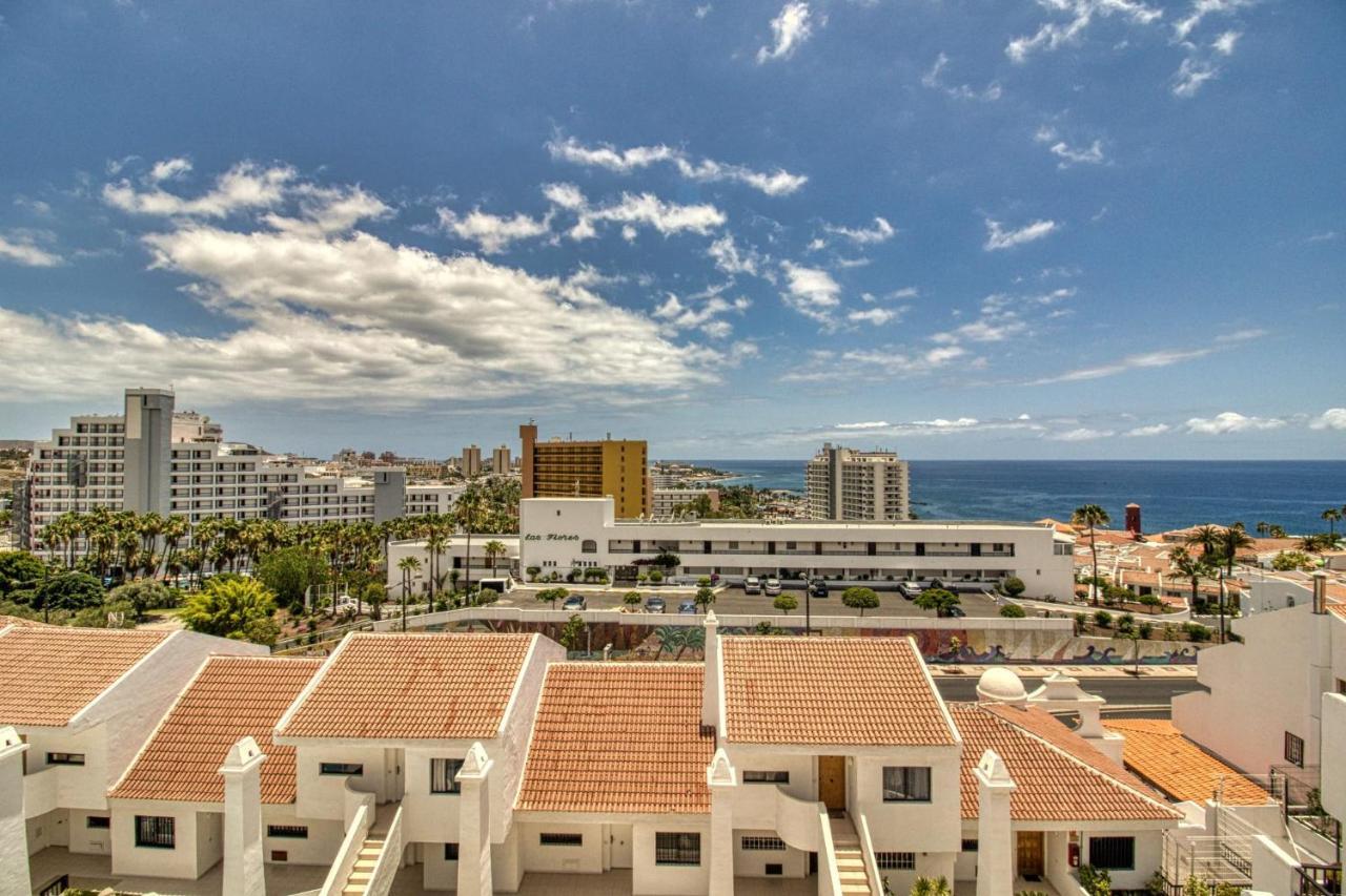 Penthouse With Magnificent Ocean Views, Jacuzzi, Pool, Nearby Beach In Tenerife South