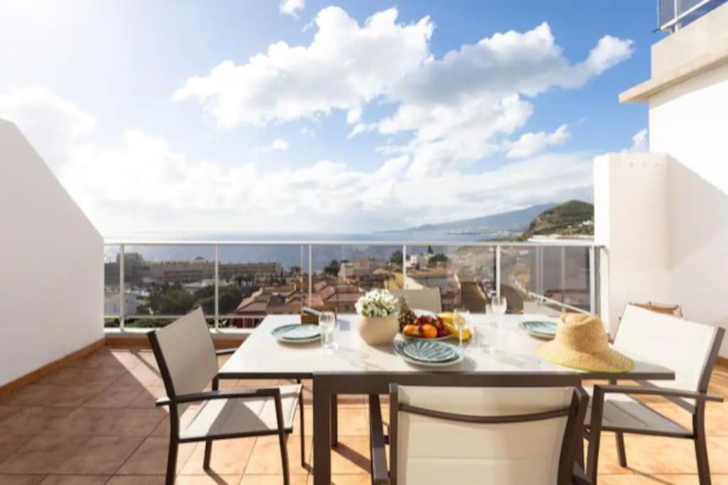 Ocean View Terrace Apartamento *
