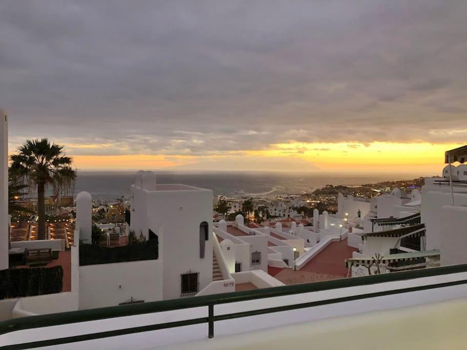 Birgitt En Aloha Garden Con Vista Mar Y Piscina Appartement *