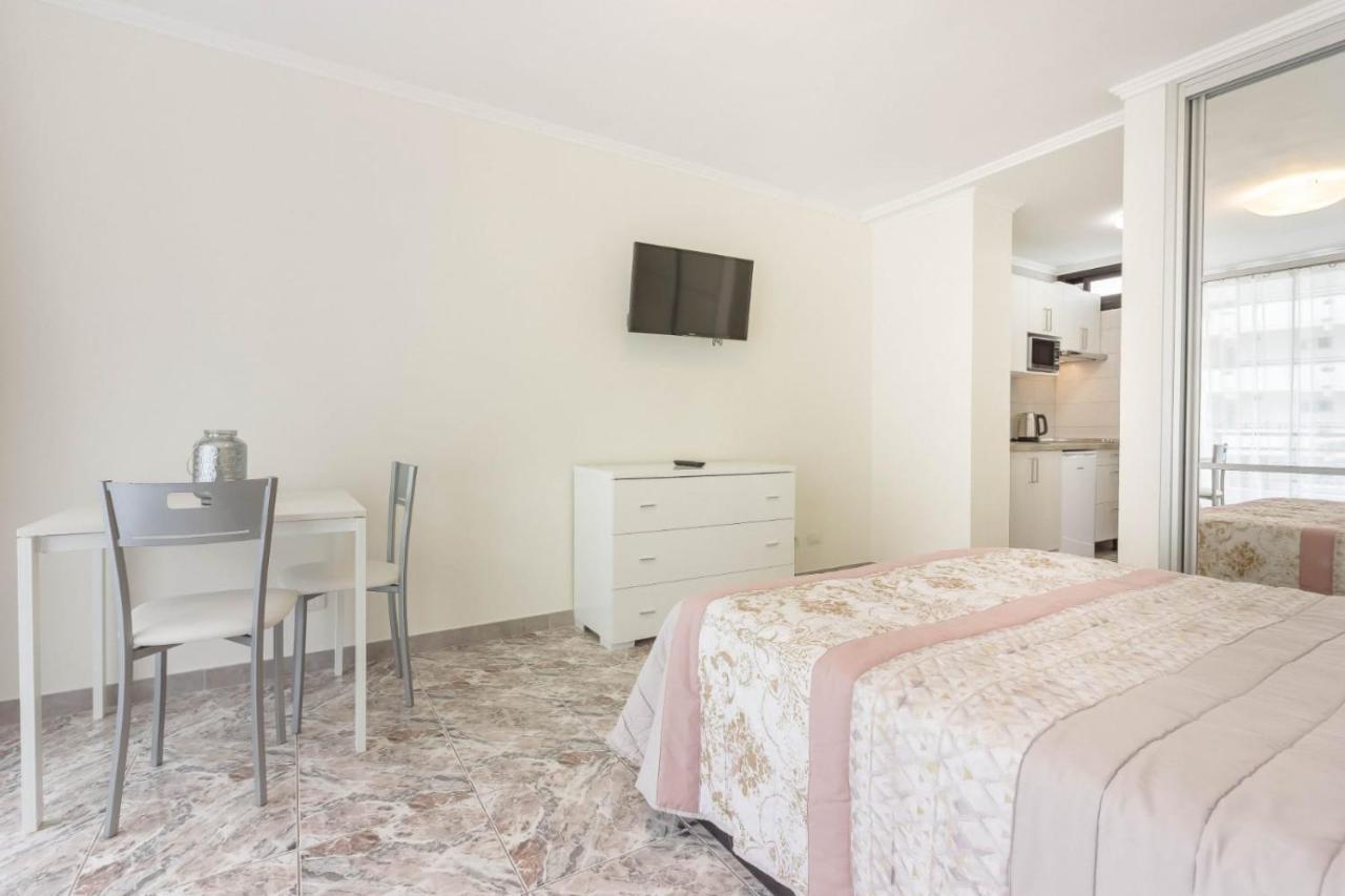 Apartamento Tenerife Olympia Hotel-playa De Americas. Balcony, Sea View & Pool