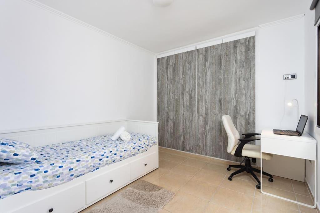 Apartamento Amplio En Zona De Playa
