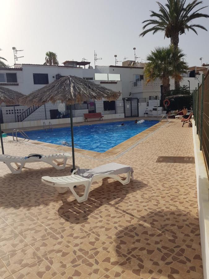 Junto A La Piscina Appartement *
