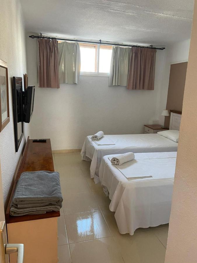 Costa Adeje, Puerto Colonn *