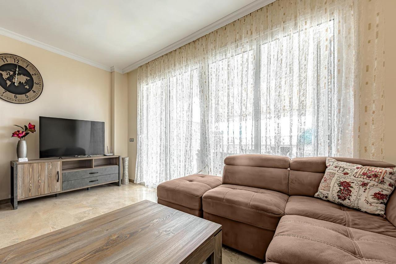 Spacious Ocean View Family Townhouse *