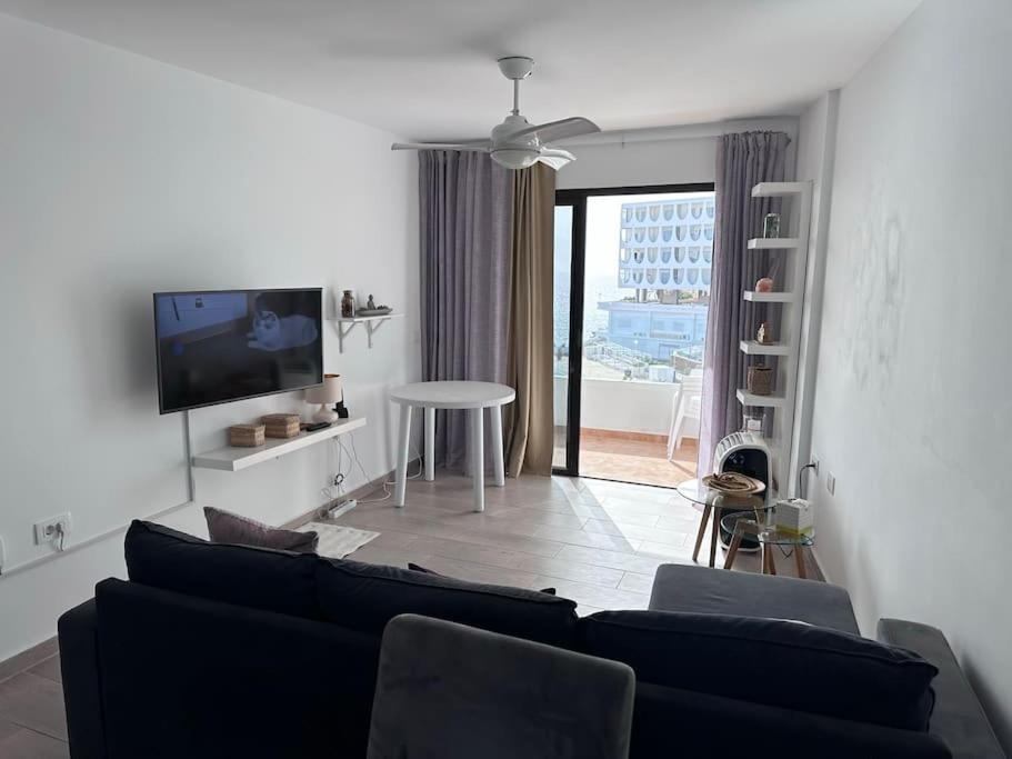 Beautiful In South Tenerife - Pearly Grey Apartment *