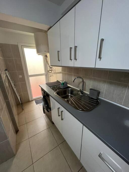 Piso Familiar 2 Dorm. Cocina Apartment