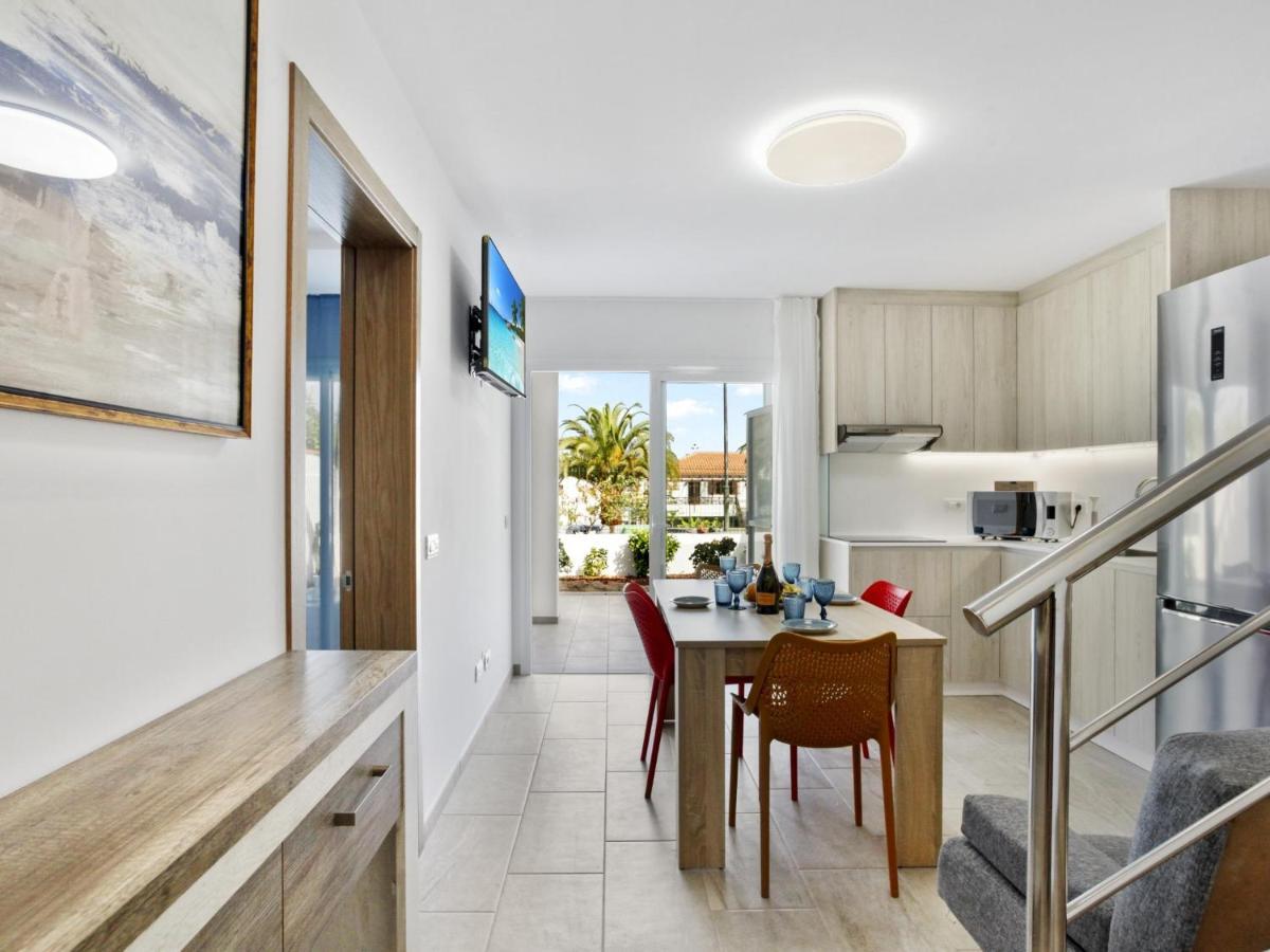 Golden Holidays, Heated Pool, Air Con, Internet, Parking Apartment Costa Adeje (Tenerife)