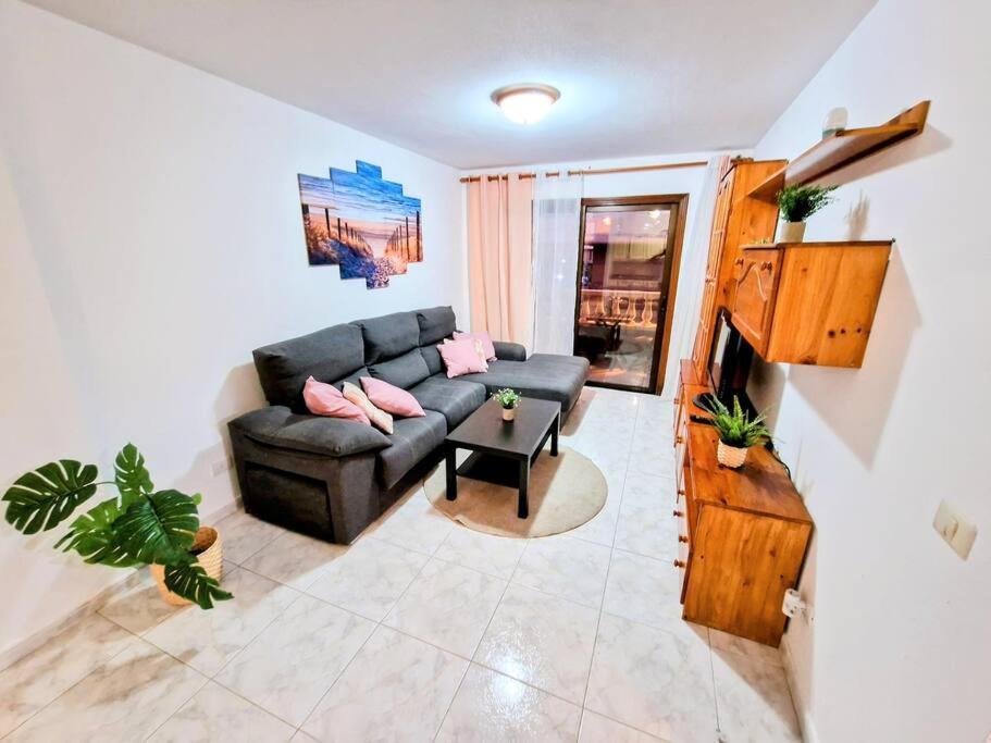 Plaza Galicia Apartment El Medano (Tenerife)