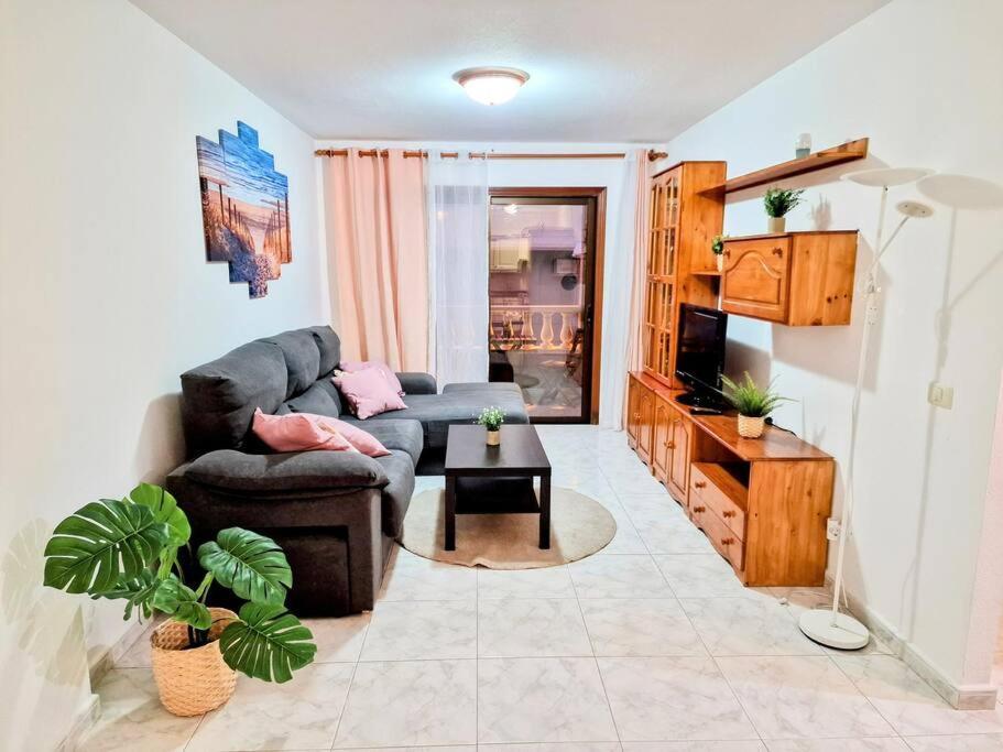 Apartment Plaza Galicia El Medano (Tenerife)