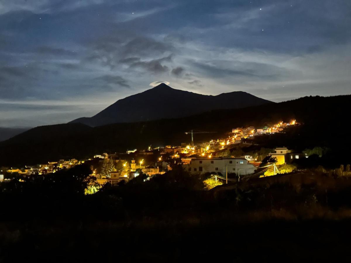 La Paredita Casa Taoro * El Tanque