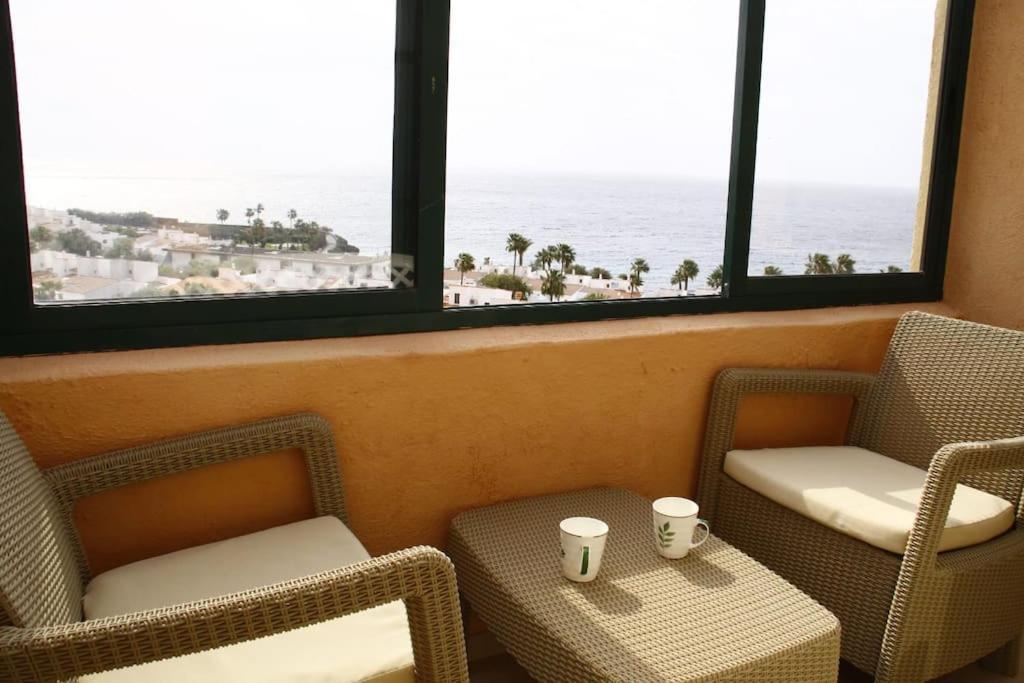 Apartamento Bright Apt, Terrace,heated Pool. *