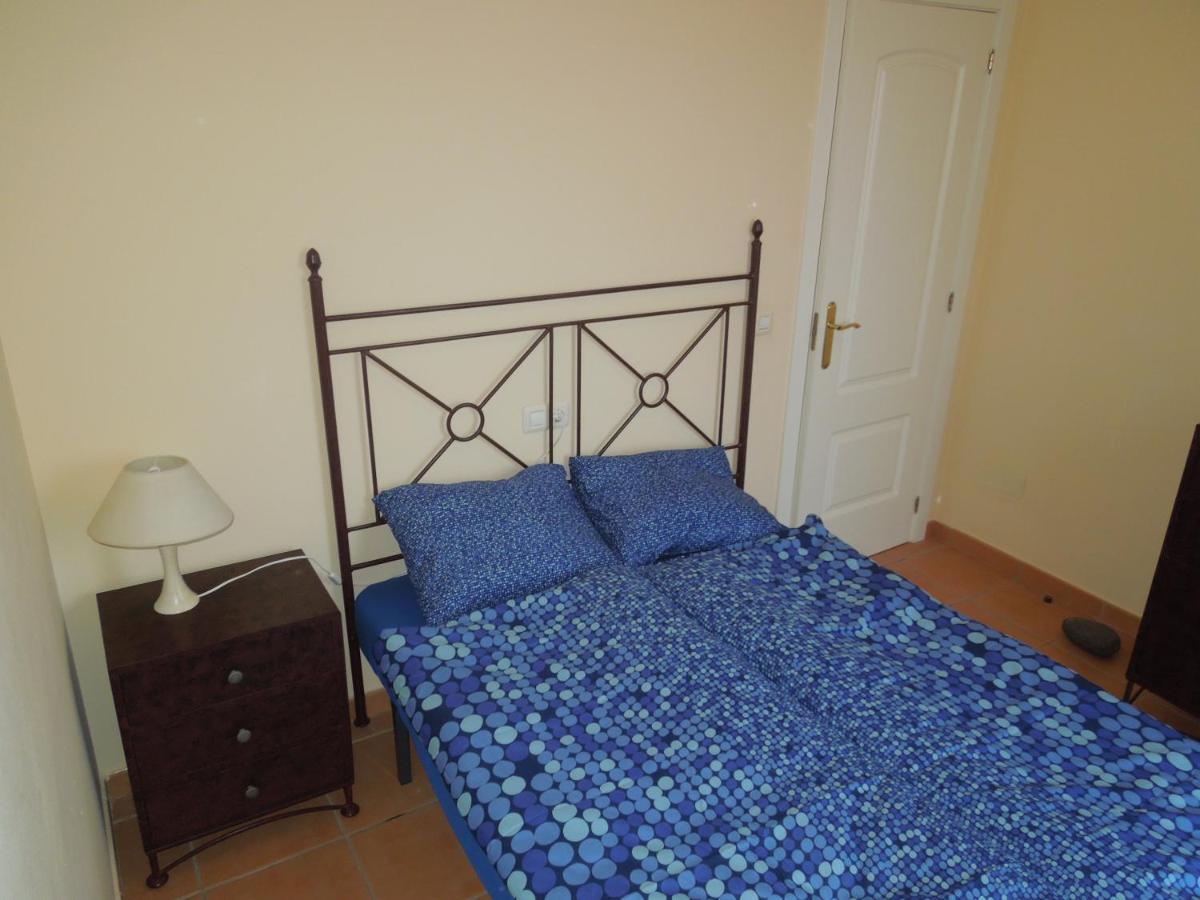 Playa Tejita Directly At The Sea + Beach, 2 Pools, Sea View, Sat-tv, Wifi * Granadilla De Abona