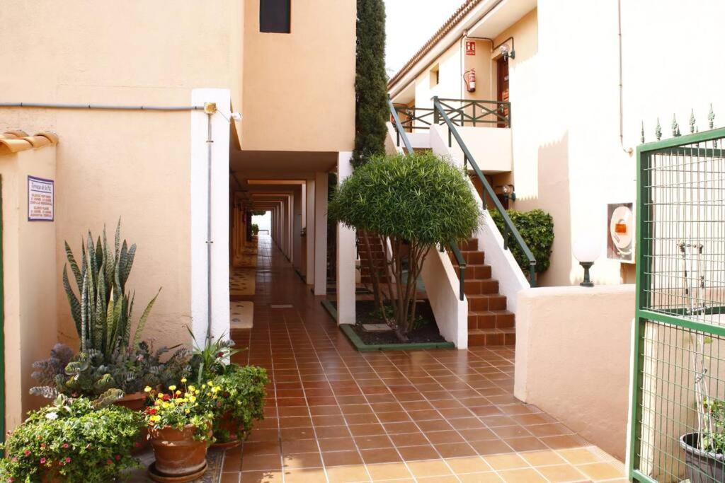Bright Apt, Terrace,heated Pool. Apartamento *