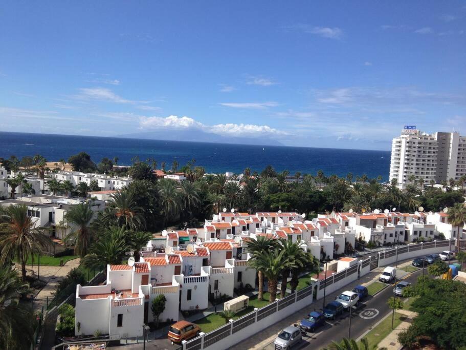 Fantastic 1-bedroom With Sea View *