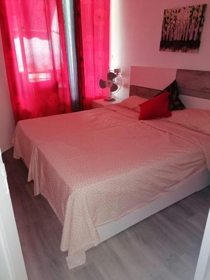 Fantastic 1-bedroom With Sea View