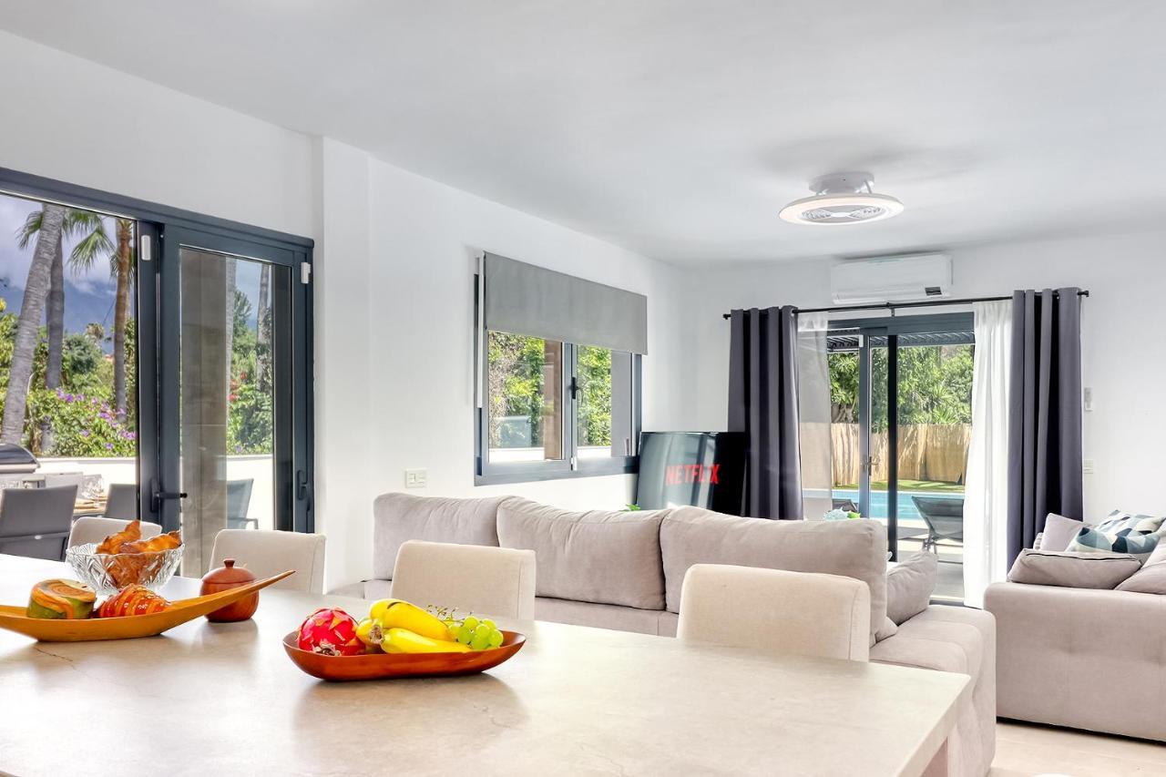 Modern With Elevator, Patio Kitchen, Loro Parque View & Heated Pool Apartment Puerto de la Cruz (Tenerife)