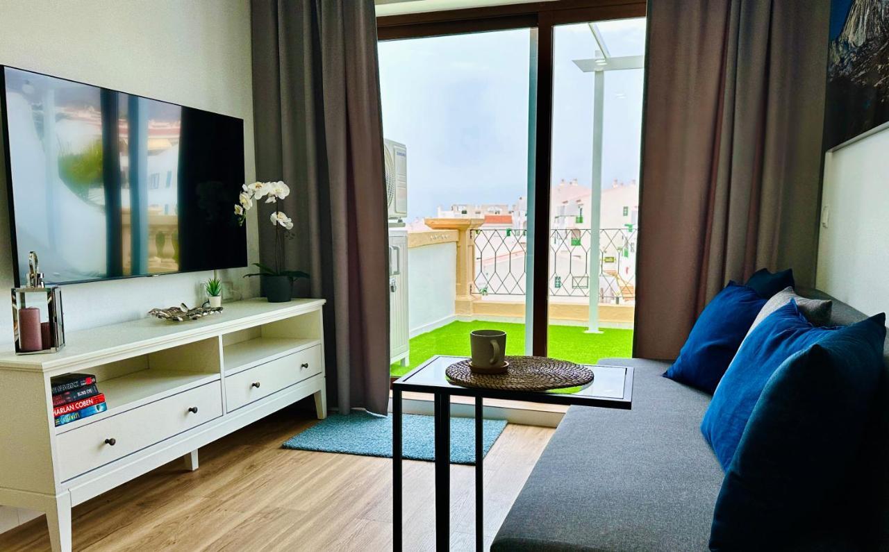 Costa Adeje - Amazing Ocean And Teide View - Fast Wifi, Air Con * Costa Adeje (Tenerife)