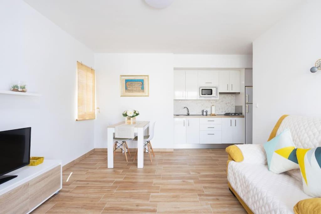 Rosaini Apartamento Los Cristianos (Tenerife)