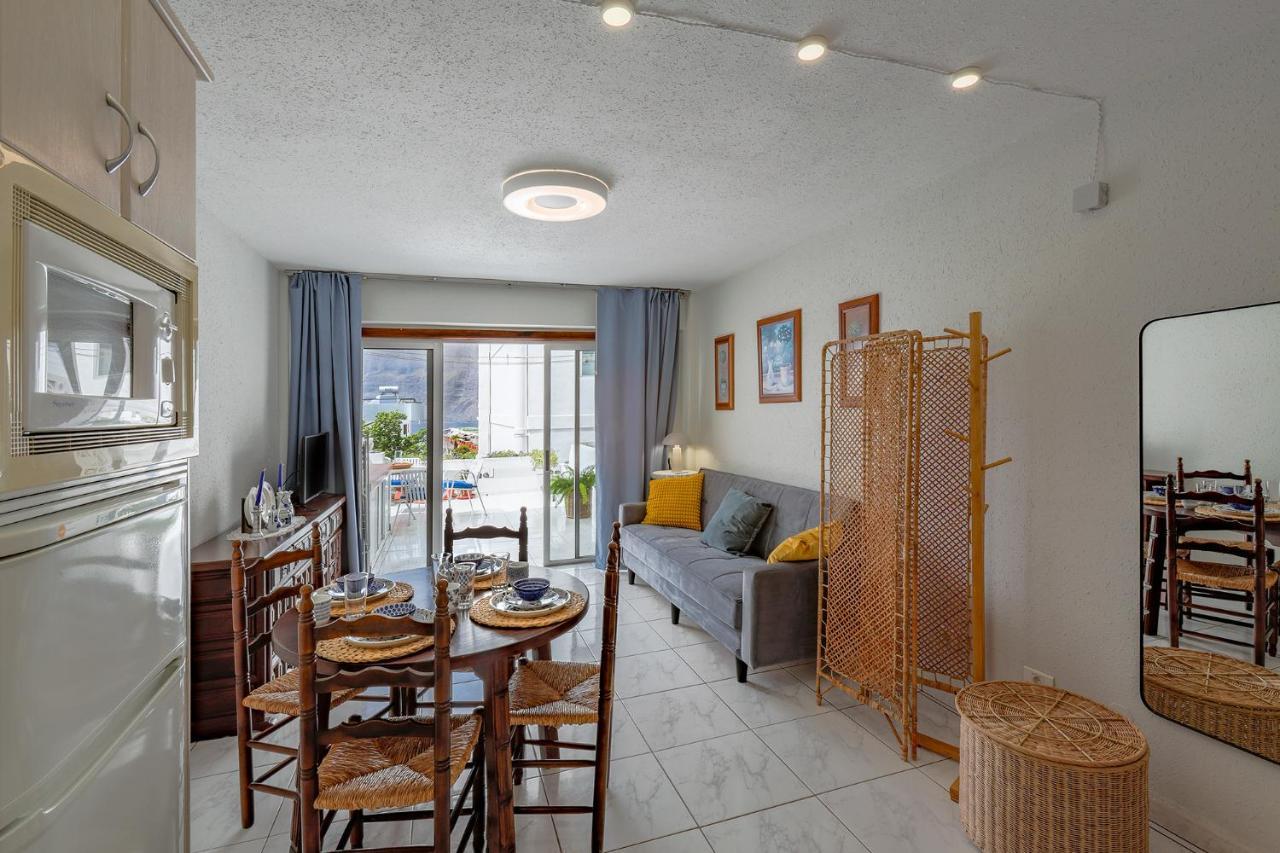 One-bedroom With Views Of Los Gigantes *