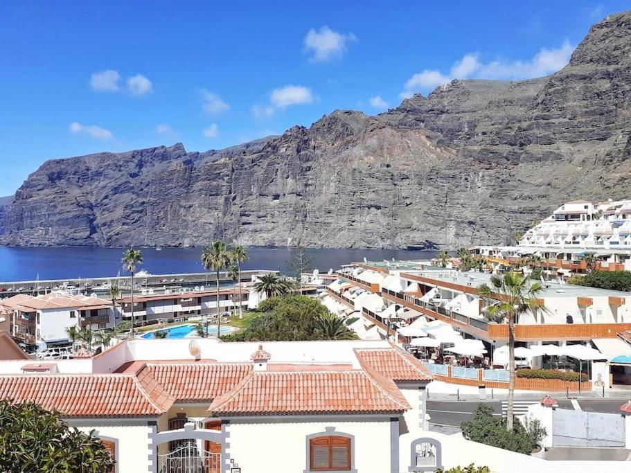 Apartment Amazing View Los Gigantes & La Gomera Acantilado de los Gigantes