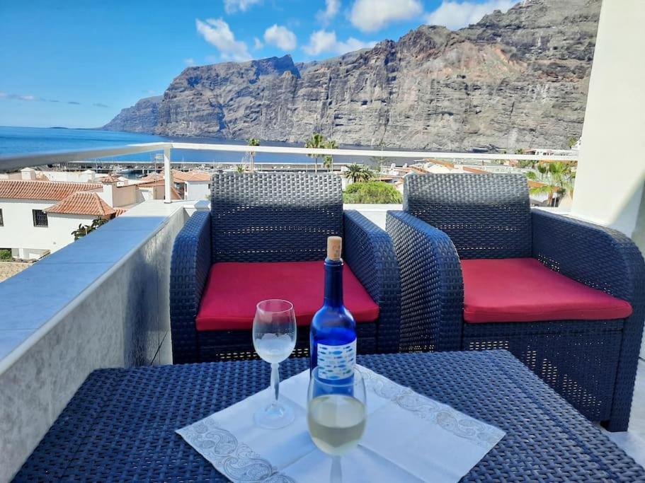 Amazing View Los Gigantes & La Gomera Apartment