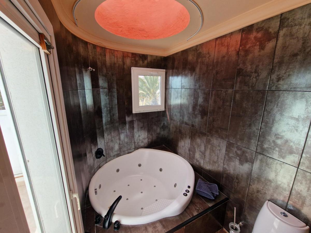 Habibi Luxury 5b Villa Chayofa