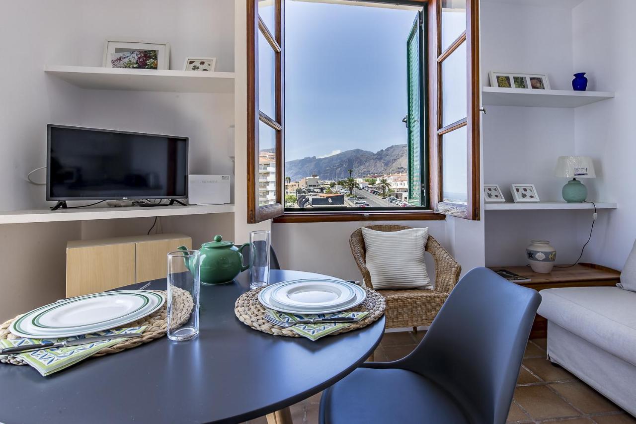Eden Oceanfront Hideaway Apartment