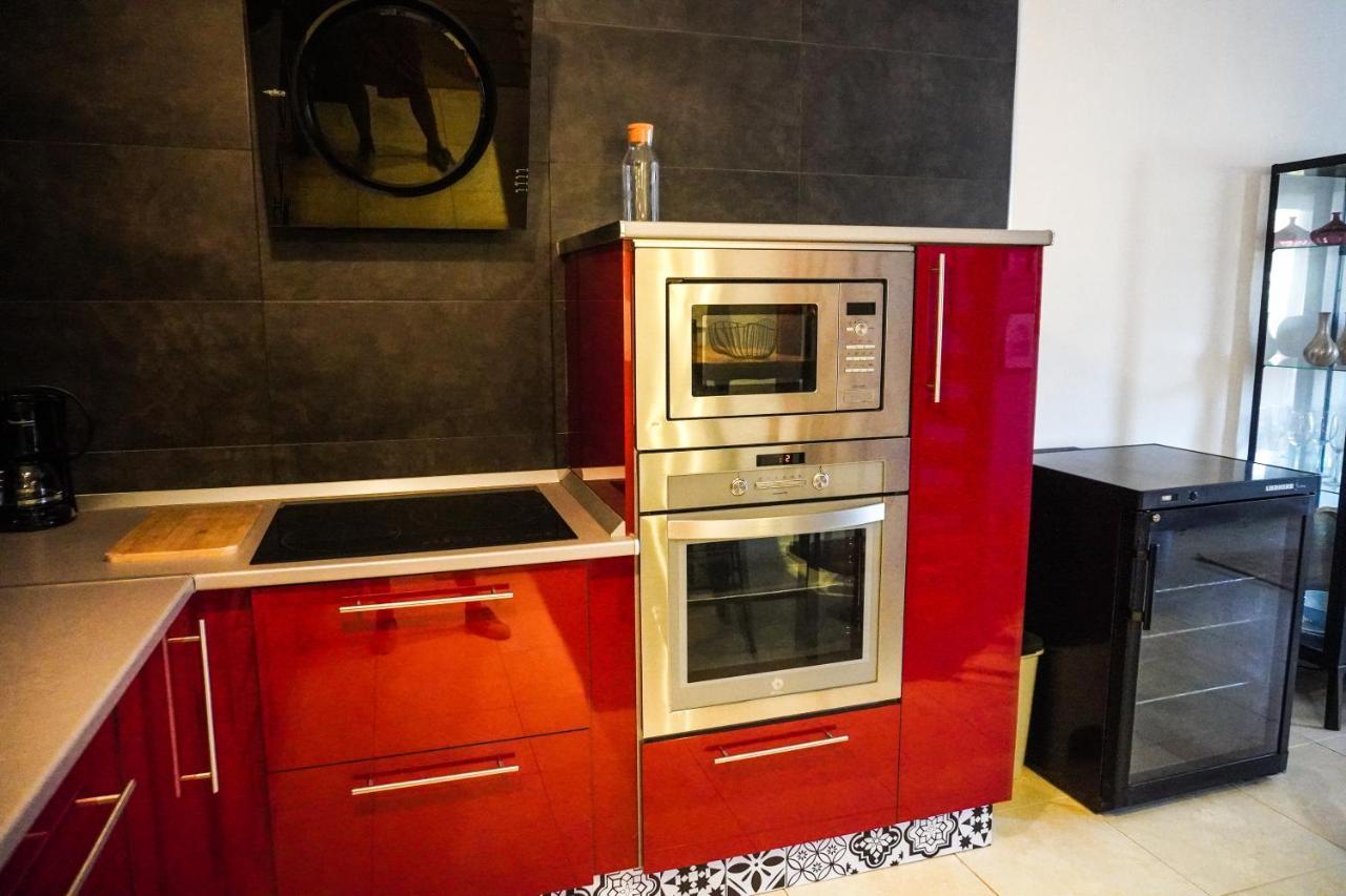 Apartment Comfortable Duplex With Garage And Working Space *