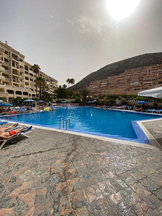 Con Piscina Cristanos