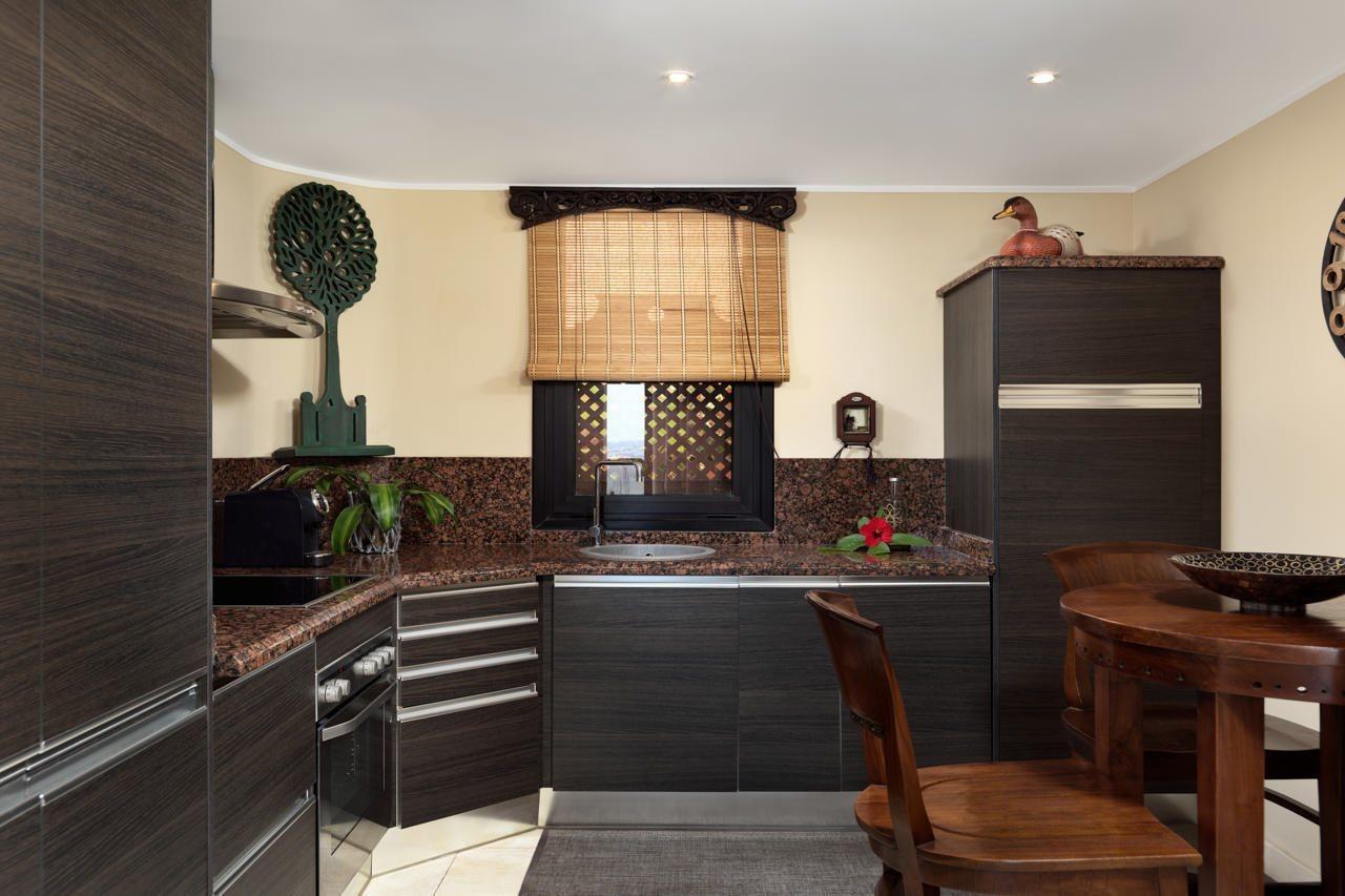 Royal Garden Villas, Luxury