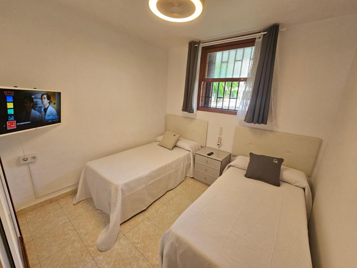 Fayser 108 Beachfront With Direct Pool Access From Terrace *