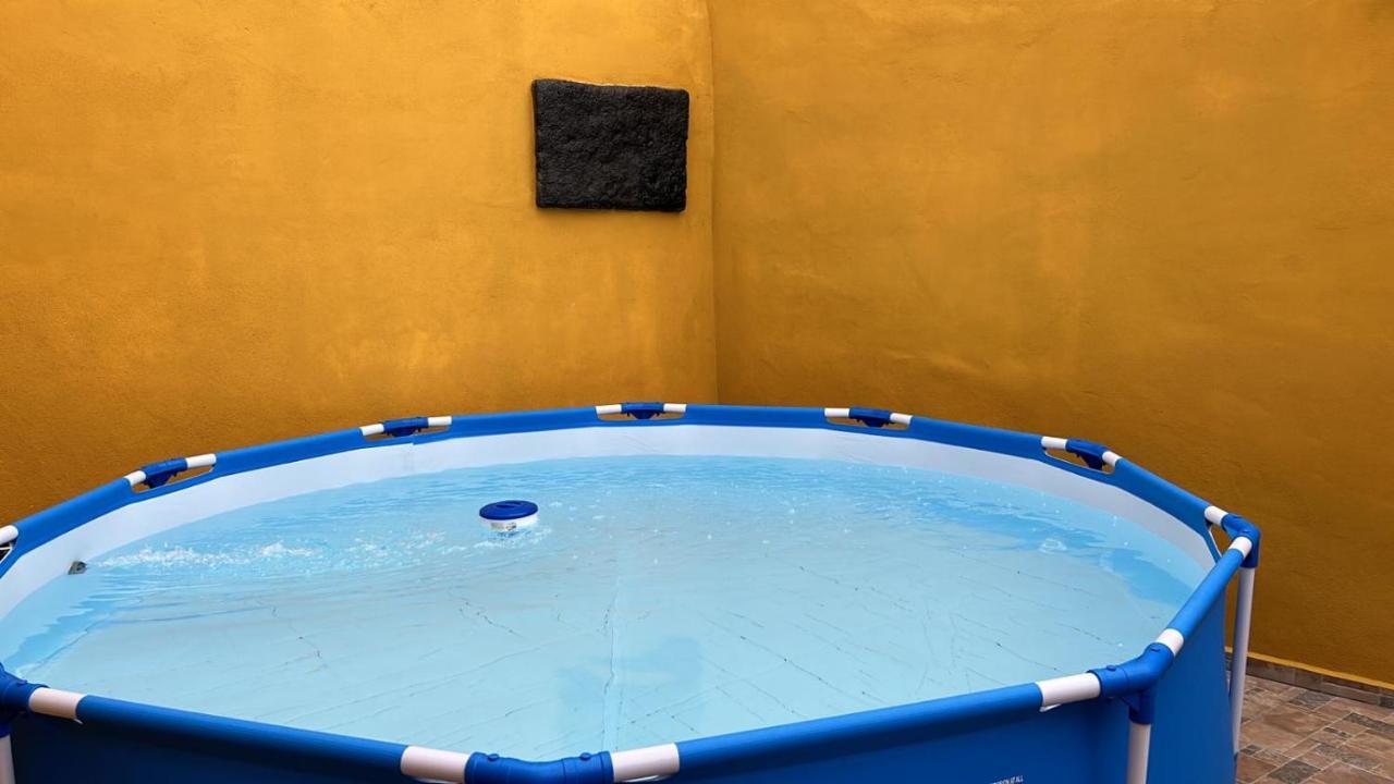 Tradicional Casa Canaria Con Piscina Y Vistas Al Teide