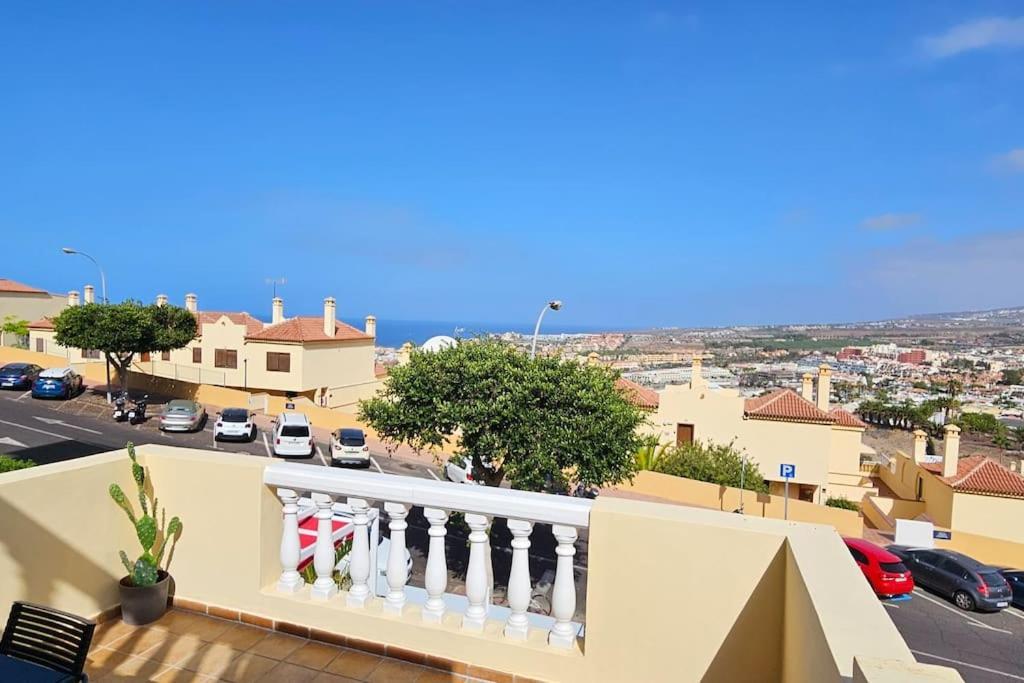 Golden Sunset Ocean View Apartment