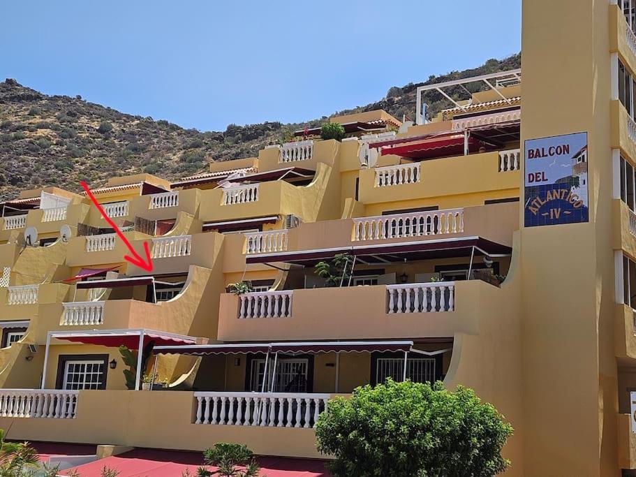 Golden Sunset Ocean View Apartment