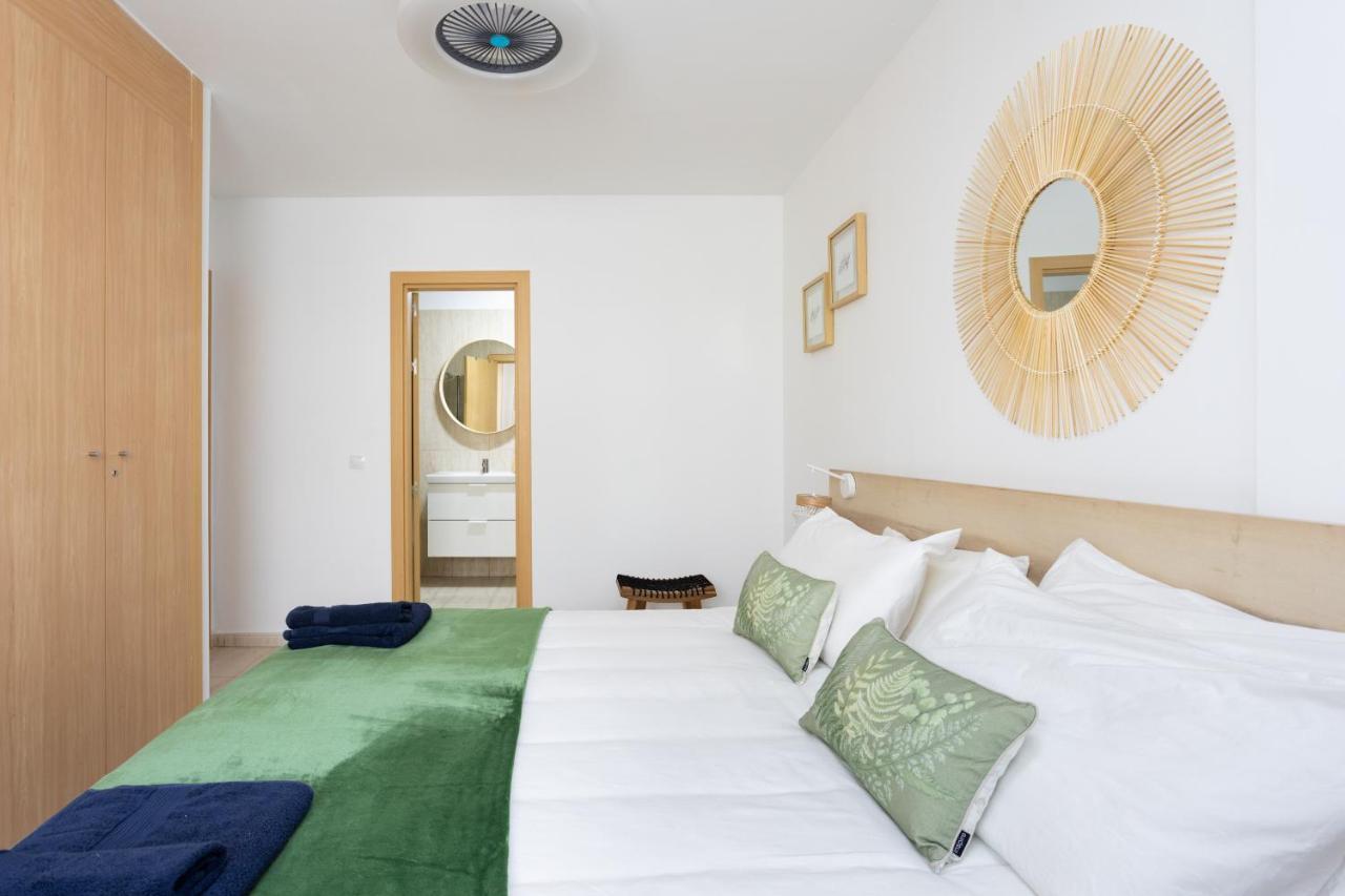 Apartment Home2book Stylish Amarilla Golf, Pool&terrace *