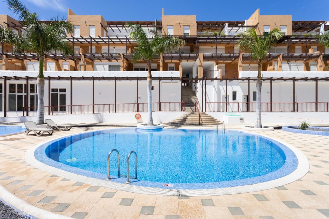 Apartment Home2book Stylish Amarilla Golf, Pool&terrace *