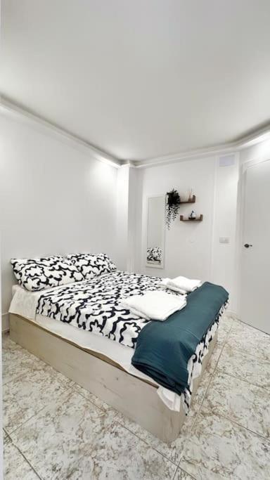 Giovina Living Av Suecia 150m From Apartamento