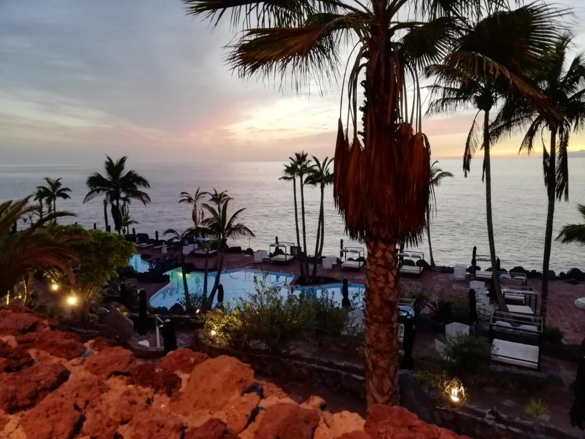 Con Jardin Y Piscina Apartment Playa de las Americas (Tenerife)