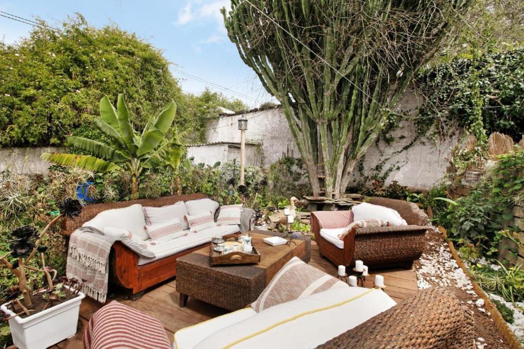 Casa Con Jardin Holiday home